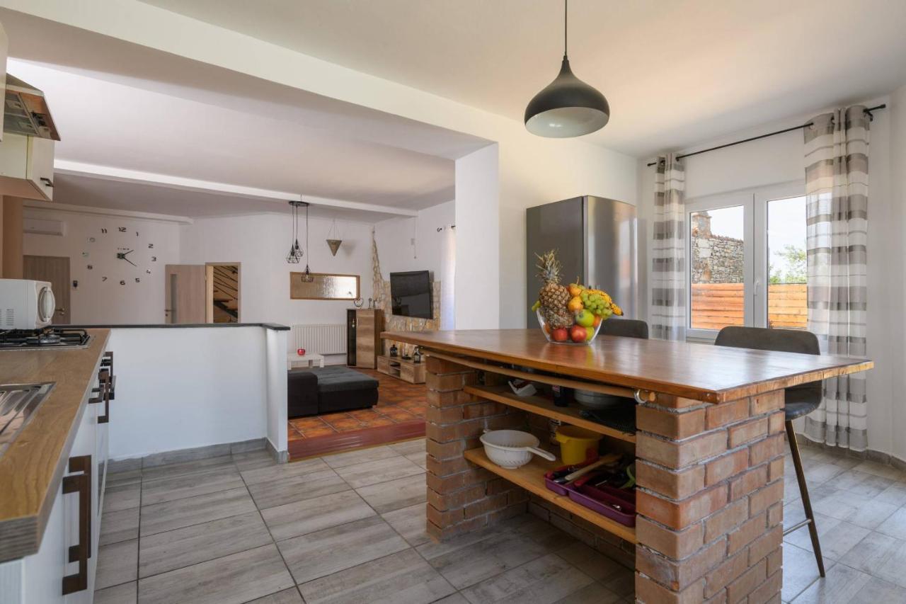 Holiday House Boky Vodnjan Buitenkant foto