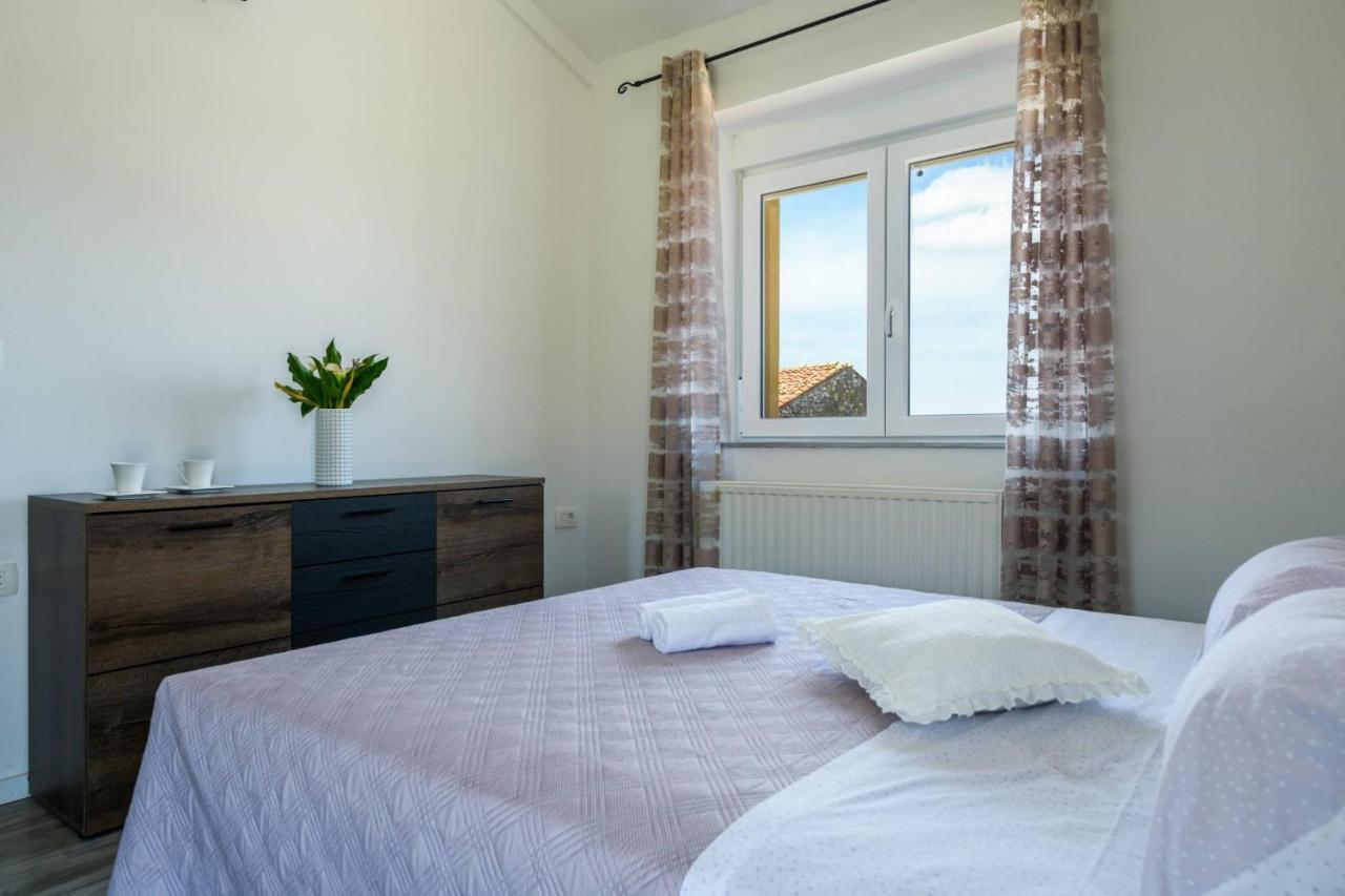 Holiday House Boky Vodnjan Buitenkant foto
